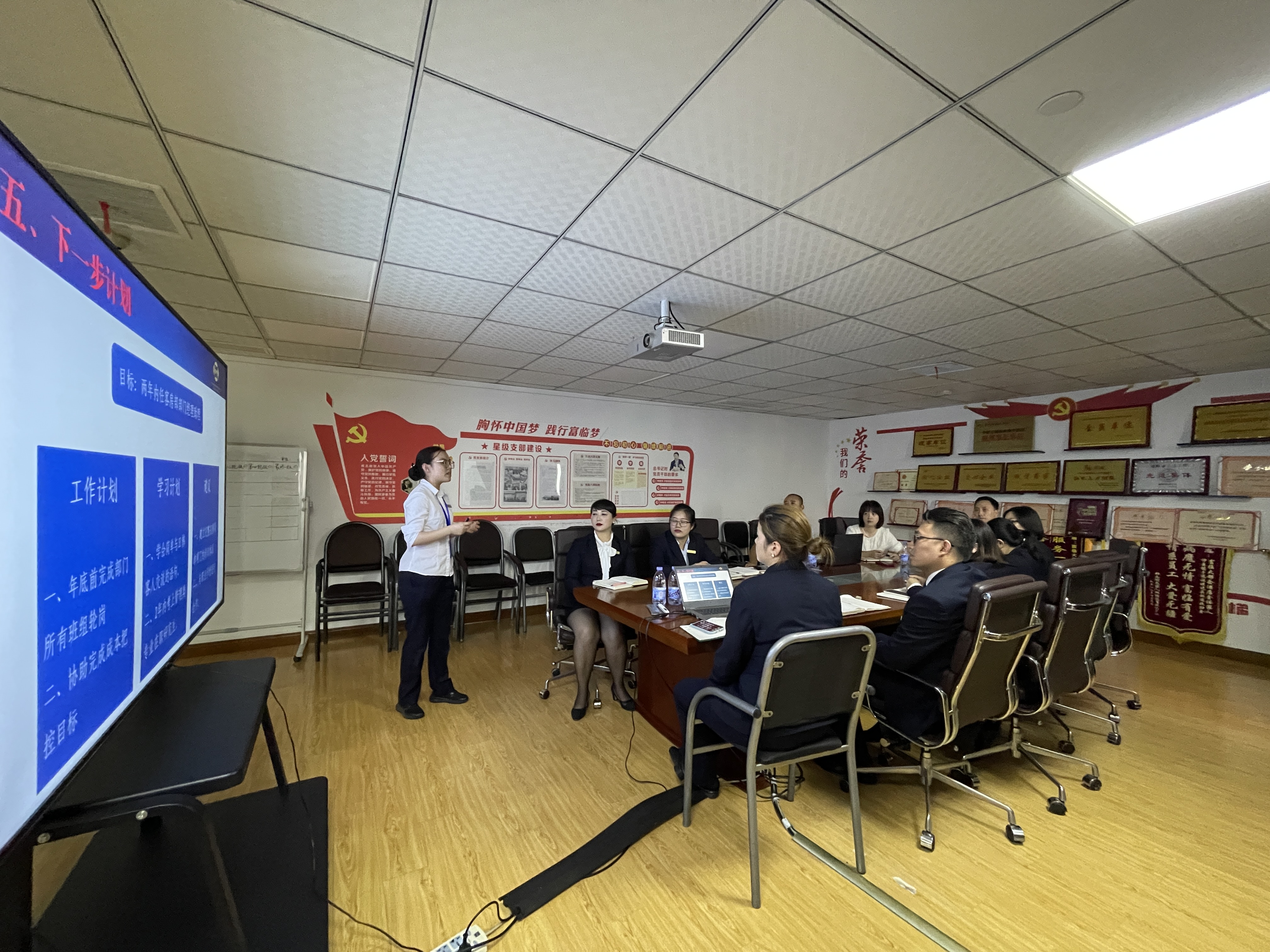 21035607-19e2-4671-abb9-e01eac5831e3