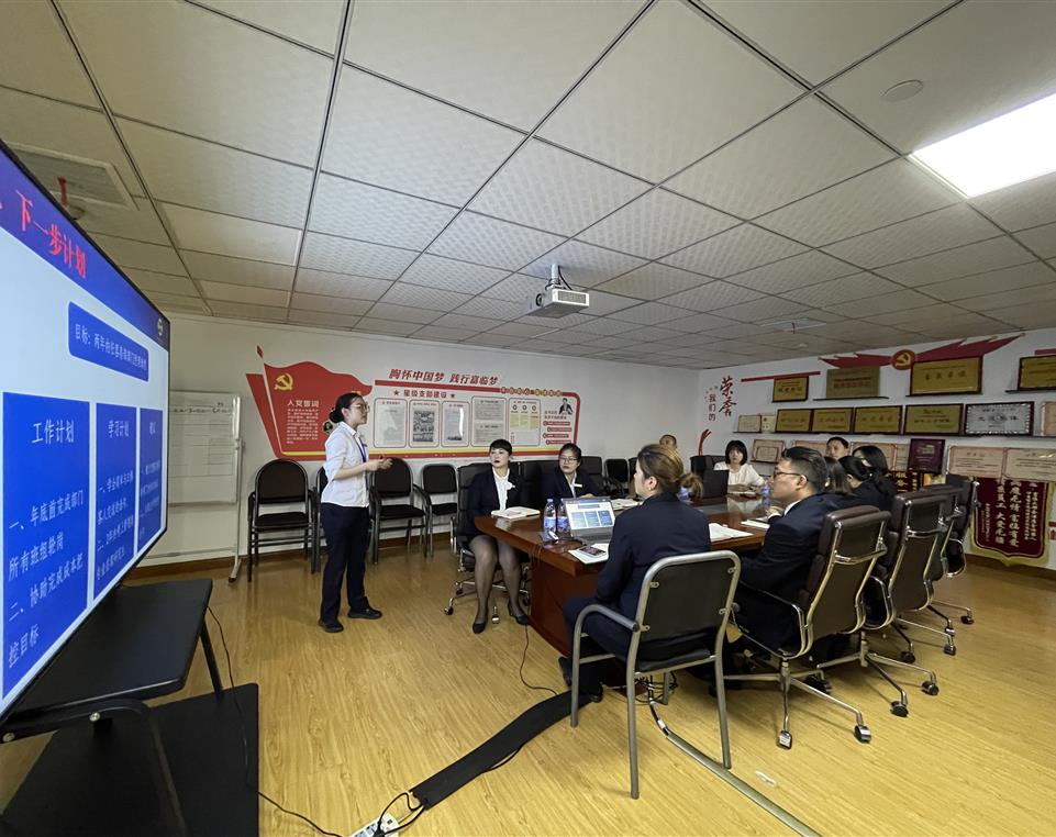 008PG国际集团联合各下属企业开展人才交流会